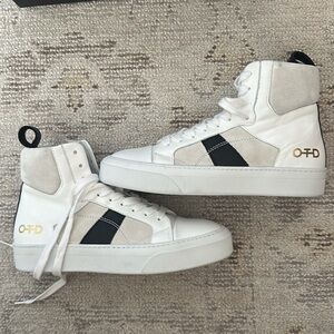 NEW! OTD 2023 “Classic Hi-Top” Model Black and White.Size woman 8.5